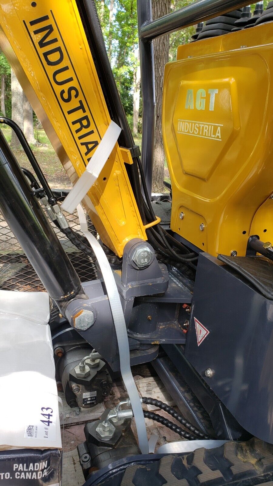 2024 AGT DM12C Hydraulic Mini Excavator Blade HYDRAULIC THUMB & SWING BOOM - New