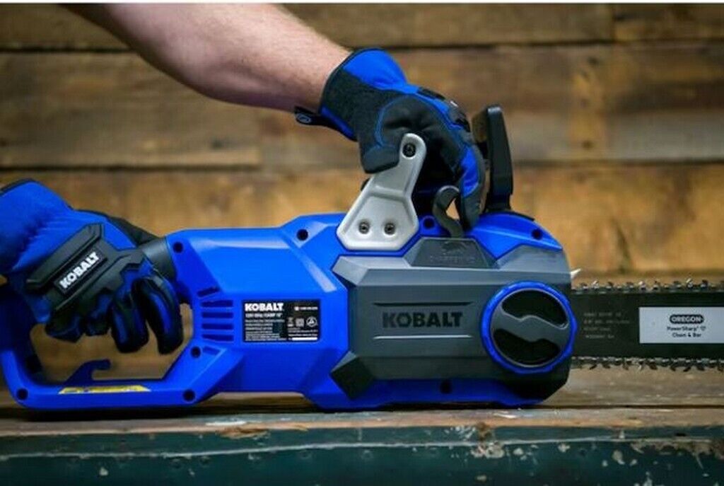 Kobalt A011038 18-in Corded Electric 15 Amp Chainsaw - BRAND NEW UNOPENED