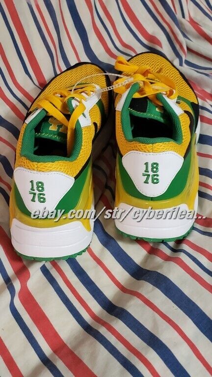 Nike Air Max SYSTM Yellow Green Oregon Ducks Sneakers DZ7738-700 Men's Size 10.5