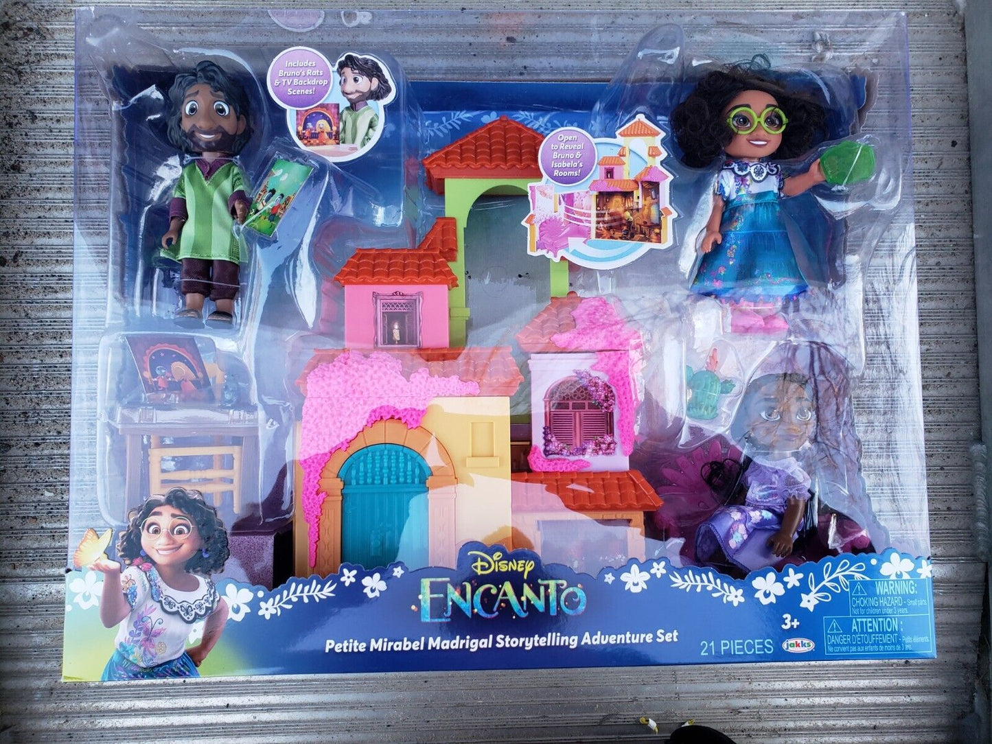 Disney Encanto Petite Mirabel Madrigal Storytelling Adventure Set New 21 pieces