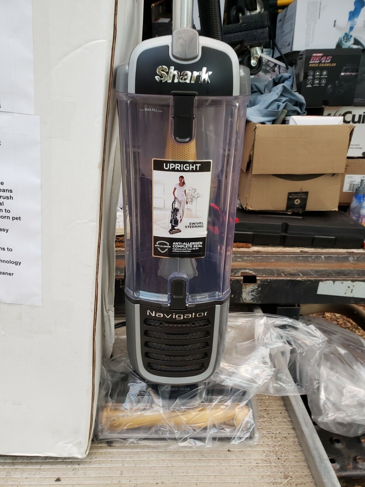 Shark Navigator ZU62 Lift-Away Pro Self Cleaning BrushVacuum New  Model NV356e