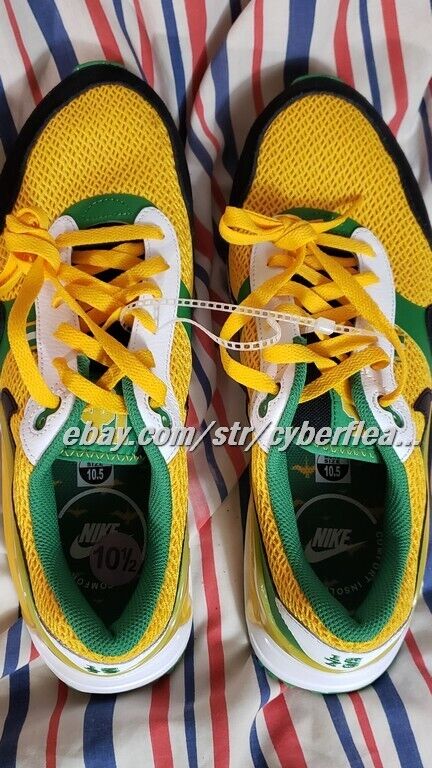 Nike Air Max SYSTM Yellow Green Oregon Ducks Sneakers DZ7738-700 Men's Size 10.5
