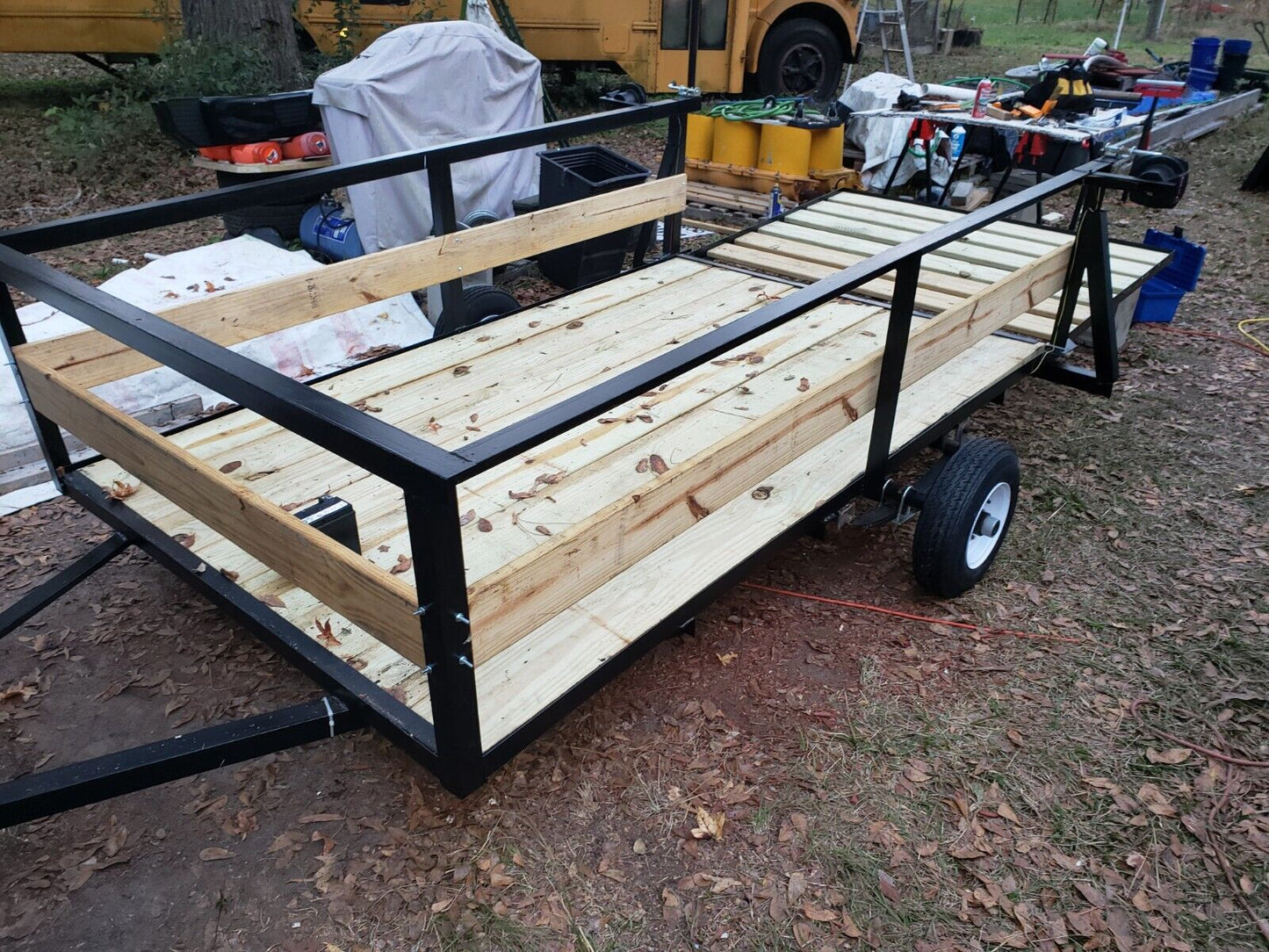 4x8  (Utility Trailer) 1000 lb capacity, lights, ramp, tongue jack, safety chain