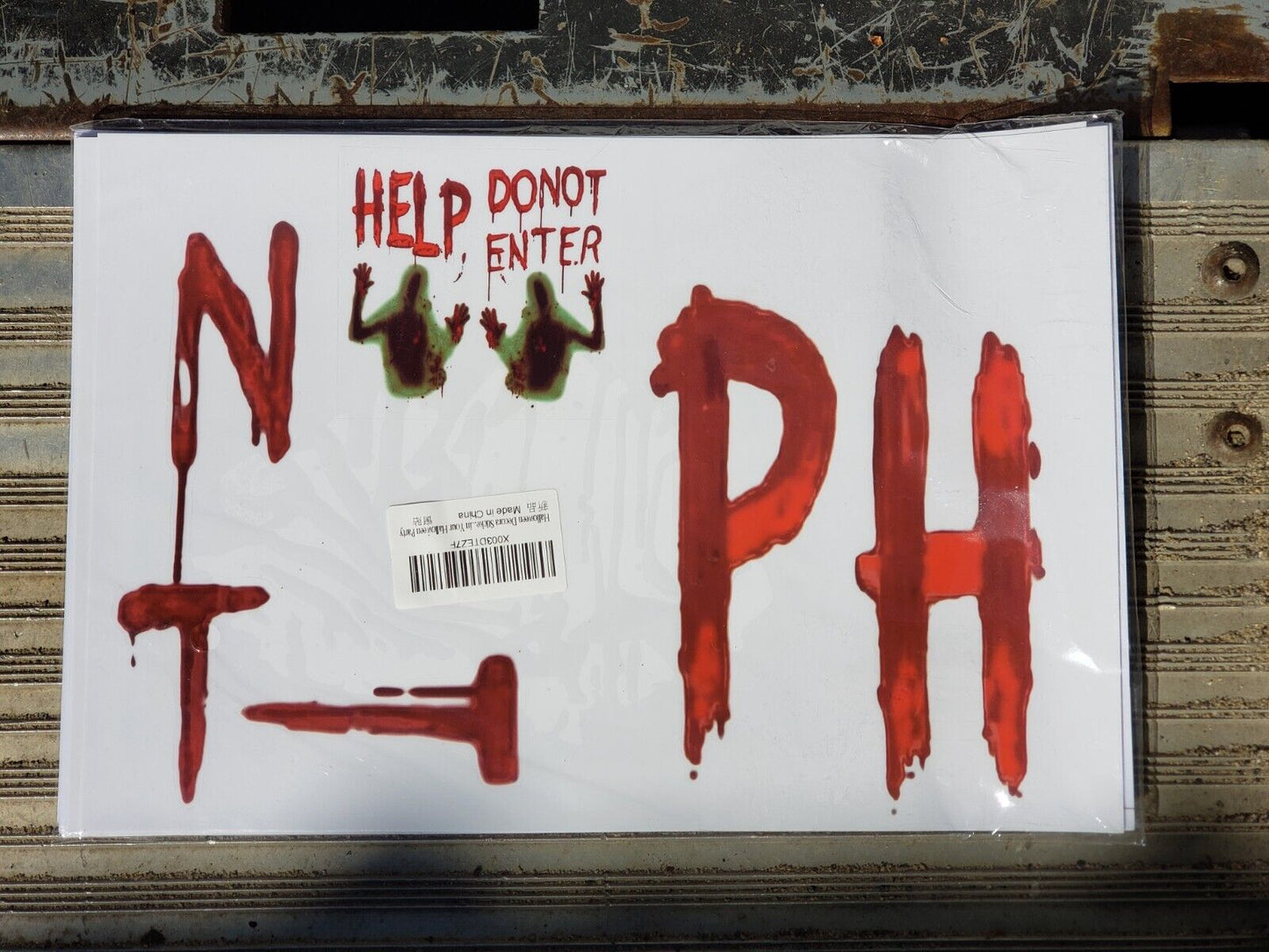 2pcs-Bloody Creepy HELP-DO NOT ENTER Window Wall Door Cover Posters Decorations