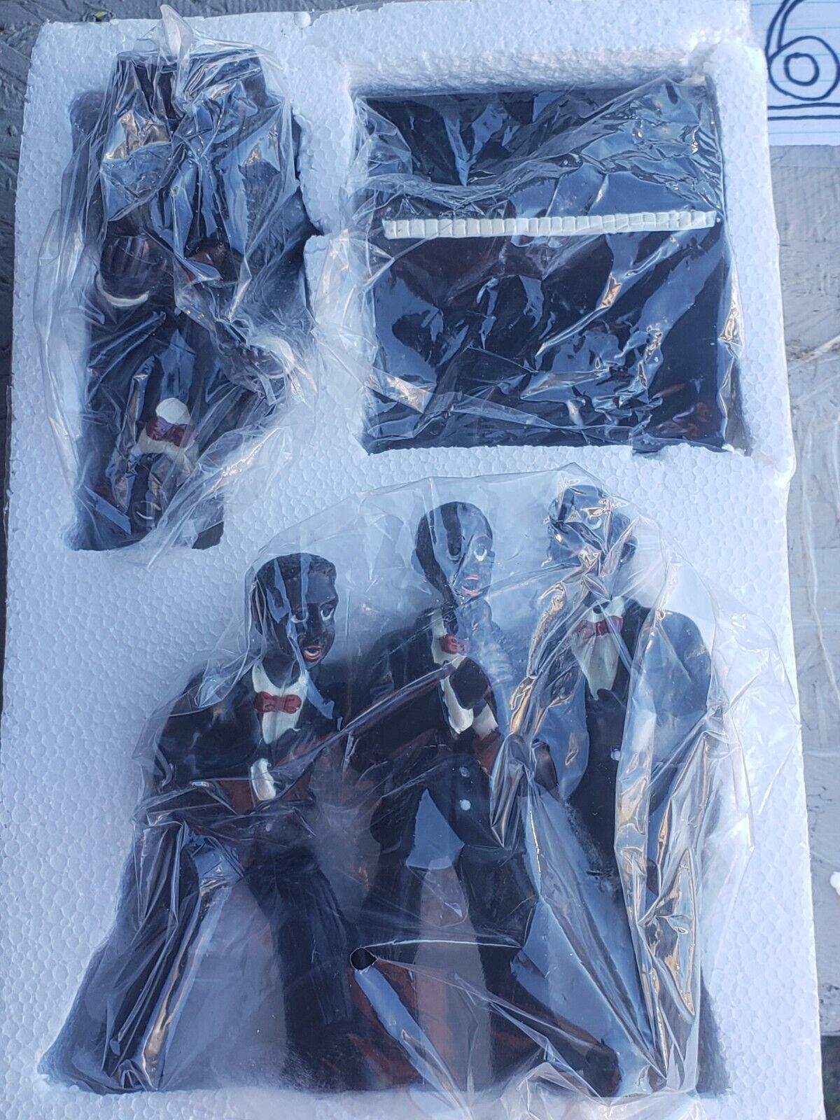 COLLECTIBLE PIANO QUARTET FIGURINES SET
