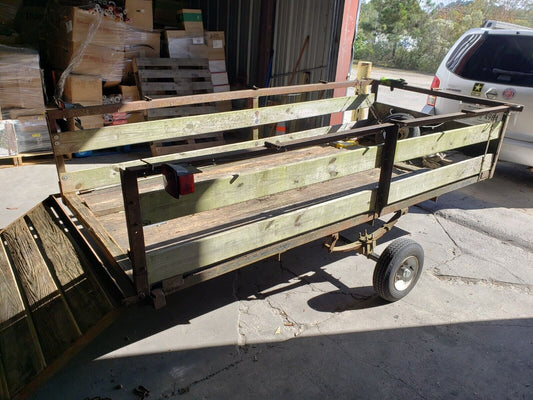 Utility Trailer 5x10 w lights and ramp