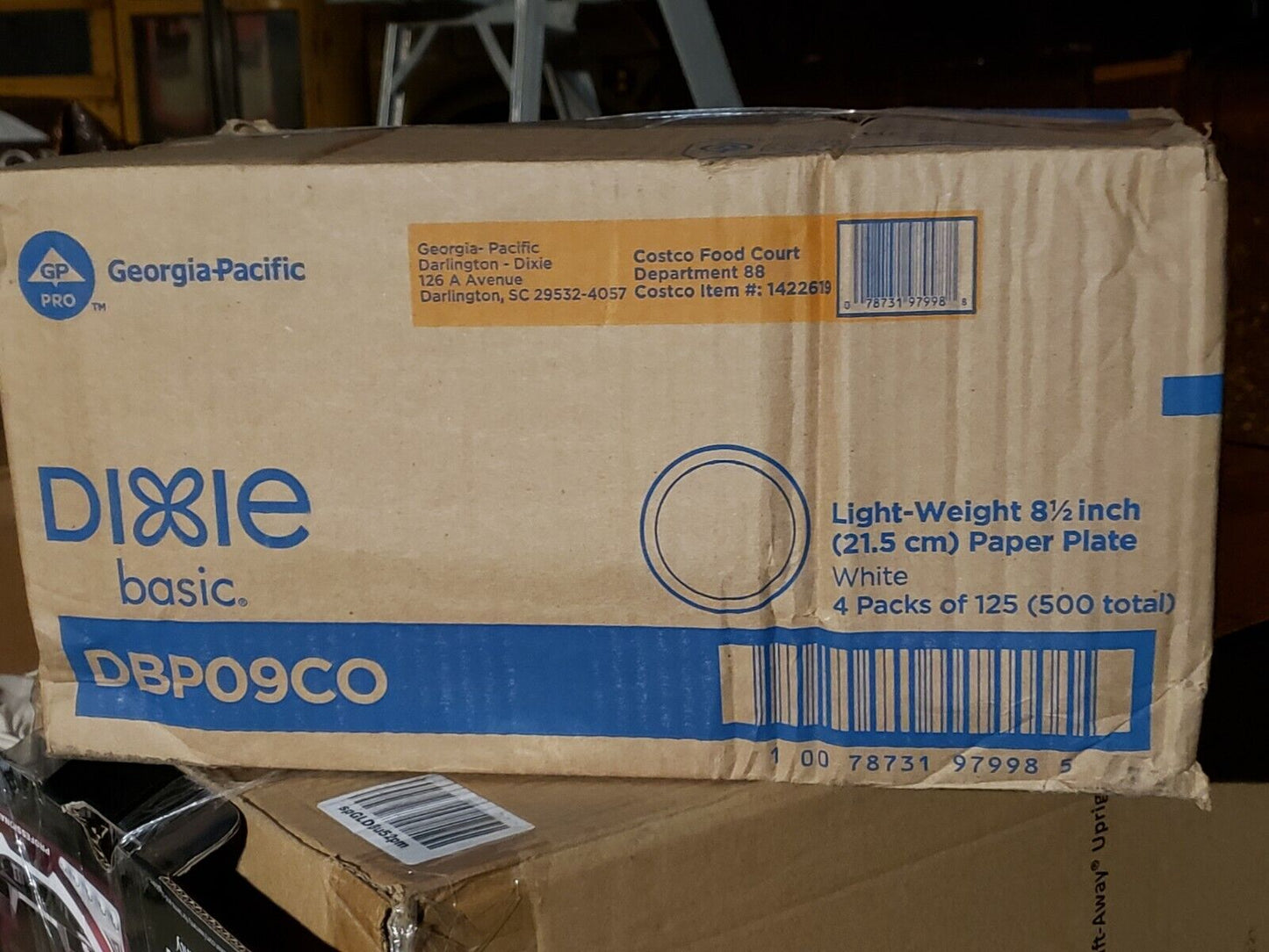 One Case of Dixie Basic 8 1/2” Light Weight Paper Plates White - 500 ct.