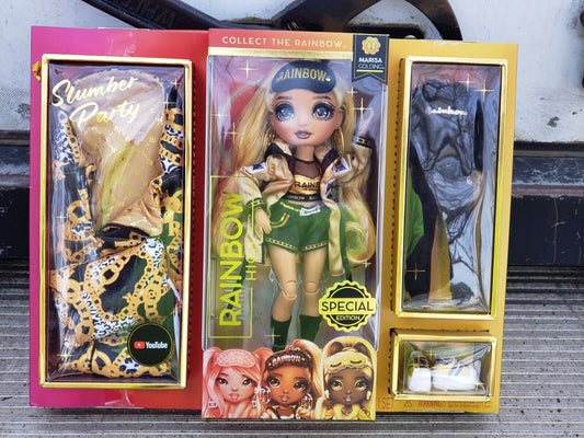 MGA Rainbow High Marisa Golding- Robin Sterling- Ayesha Sterling- Deluxe Closet