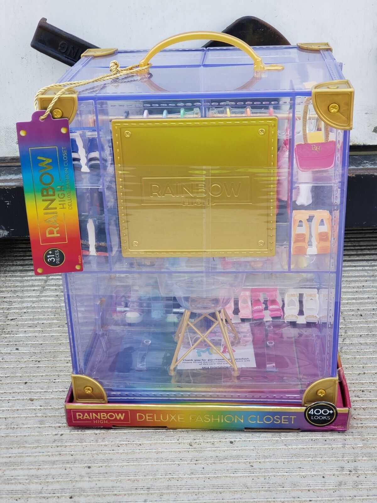 MGA Rainbow High Marisa Golding- Robin Sterling- Ayesha Sterling- Deluxe Closet