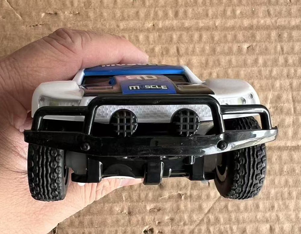 4WD Short Course Rally RC CAR with working Headlights and taillights NEW IN BOX
